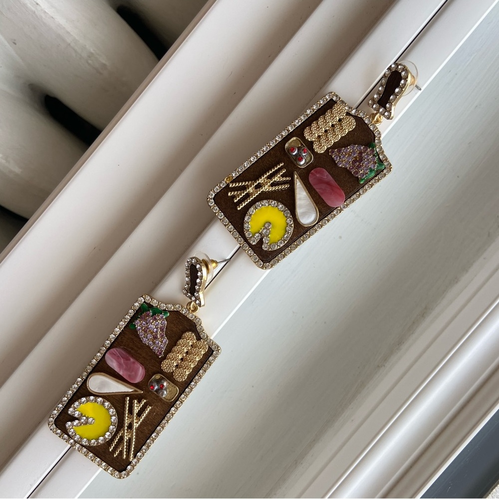 Beautiful Baublebar charceuterie earrings